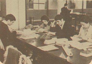 Davidson Students in the Montpellier Library