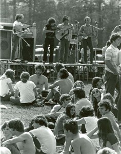 Outdoor concert during 1975 Spring Frolics.
